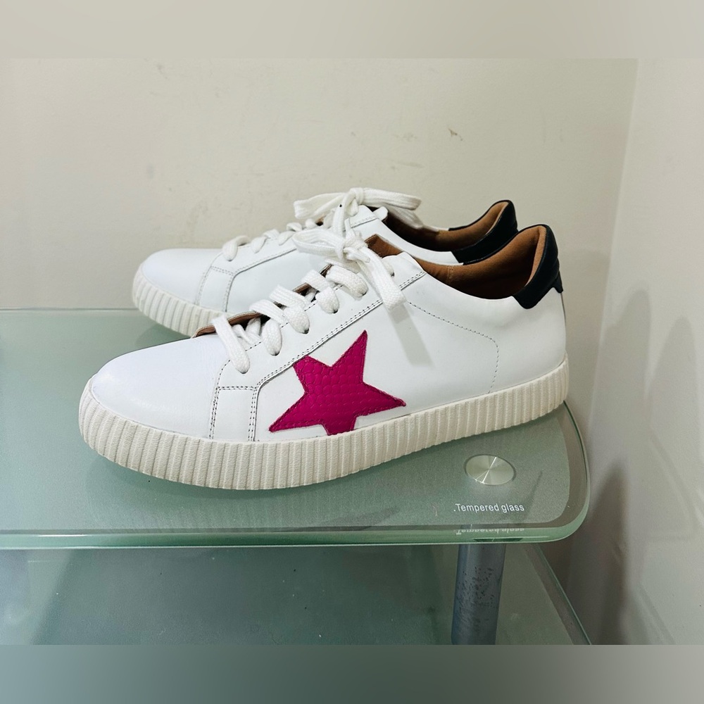 M&S Marks & Spencer White Lace-Up Star Trainers/Sneakers‎ with Size 9,5